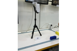 【セキュリティショー2015】監視カメラで撮影された映像に解析を行いメタタグを自動的に添付(三菱電機) 画像