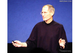 米国の「iPad 2」プレスイベントに登場したスティーブ・ジョブズ氏