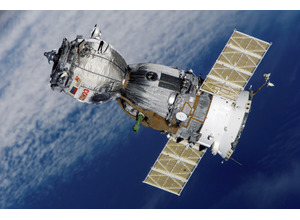 宇宙は聖域ではない ～ 衛星軌道上を時速 2 万キロで飛ぶデバイスにパッチ適用を迫る 地球ではありふれた脆弱性