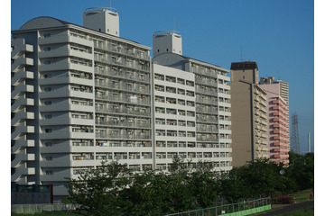 【防犯システムの導入パターン02】マンションの防犯カメラシステム 画像