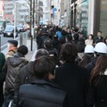 東日本大震災の際に発生した徒歩帰宅者による混雑（撮影：防犯システム取材班）