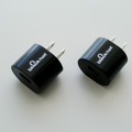 <売り切れ>【01】Black Hatで毎年人気の Black Hat ノベルティの充電USBアダプタだにゃー。