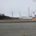4号機南側高台より原子炉建屋を臨む（1月9日撮影）