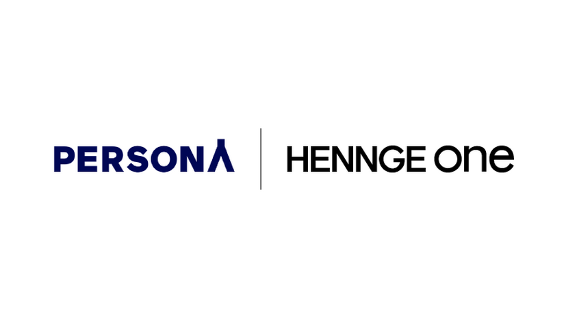 「HENNGE One」と「PERSONA」のロゴ