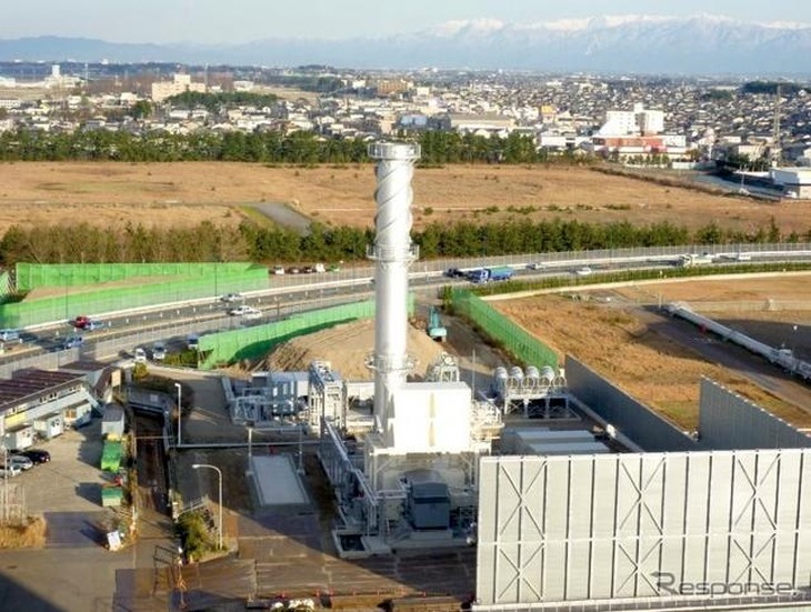 東北電力新潟火力発電所6号機外観