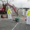 免震重要棟駐車場 ダスト・小ガレキ集じん作業（1月9日撮影）