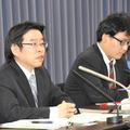 原子力安全・保安院は、会議事務局として議事録を作成しなければならなかった。概要作成について説明する保安院（9日・経産省）