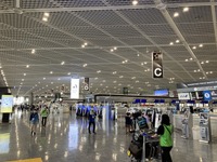 出発時の成田空港：パラリンピック最終日前日なので、帰国選手団や関係者が多かった