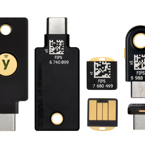 FIDO2 ほか 6 つの認証に対応、NRIセキュアが多要素認証デバイス「YubiKey」販売開始 画像