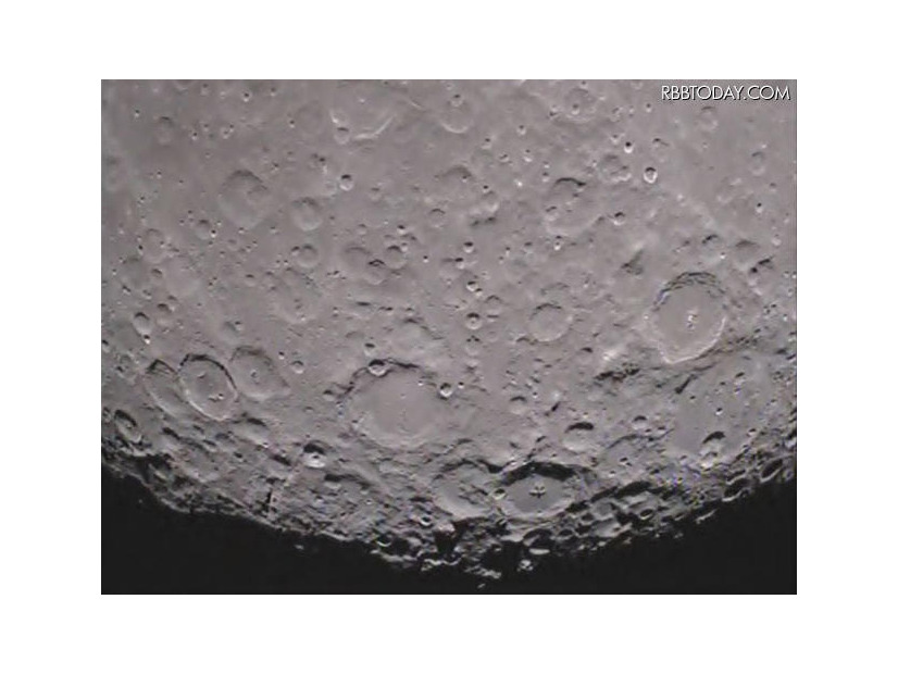 公開された月面の映像。