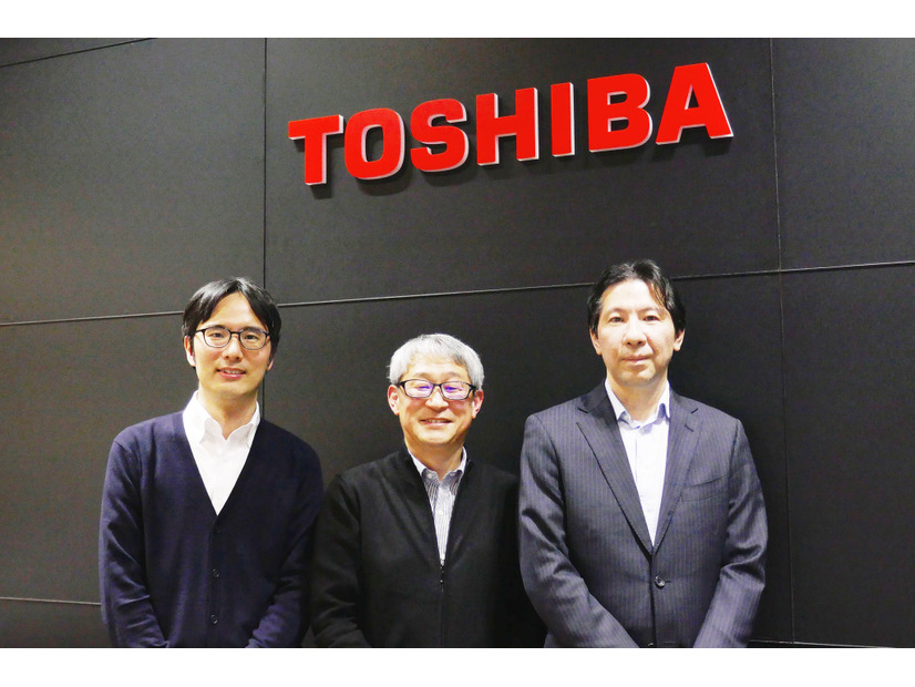 株式会社東芝 木村 浩二 氏（左）、鬼頭 利之 氏（中央）、中溝 孝則 氏（右）