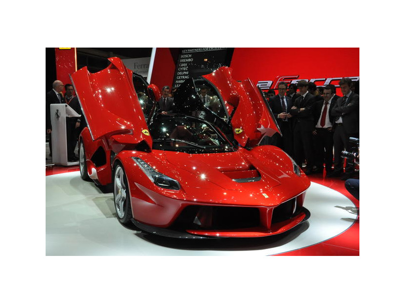 ラ・フェラーリ（ジュネーブモーターショー13）