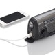 スマートフォンへの給電も可能な手回し充電付きポータブルラジオを発売(ソニー) 画像